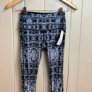 Peach - with love peach “Frostbite” reversible leggings